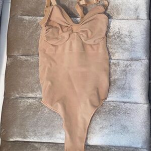 Skims thong shapewear